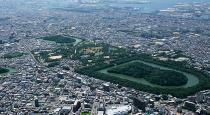 百舌鳥古墳上空からの様子